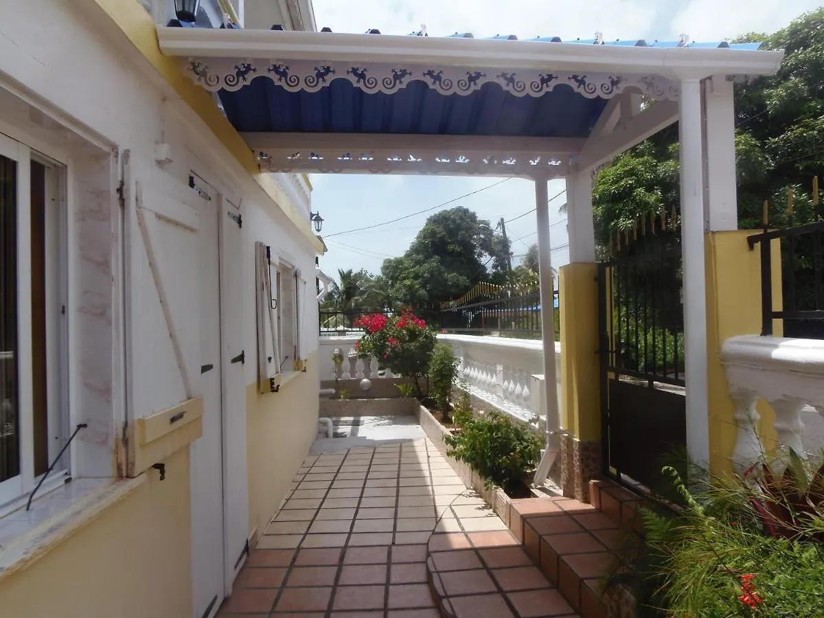 Villa Mancina Capesterre-Belle-Eau 3*,