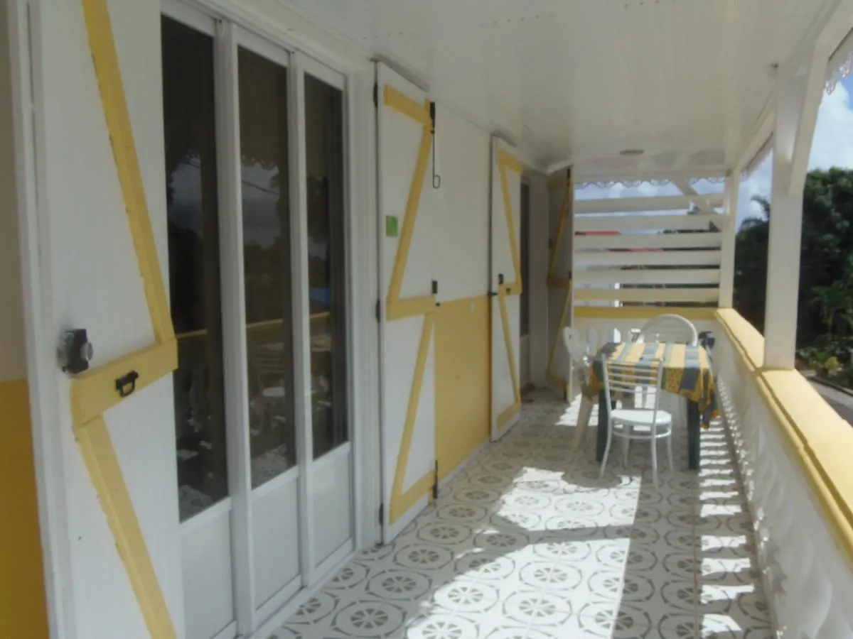 Villa Mancina Capesterre-Belle-Eau 3*,  Guadeloupe